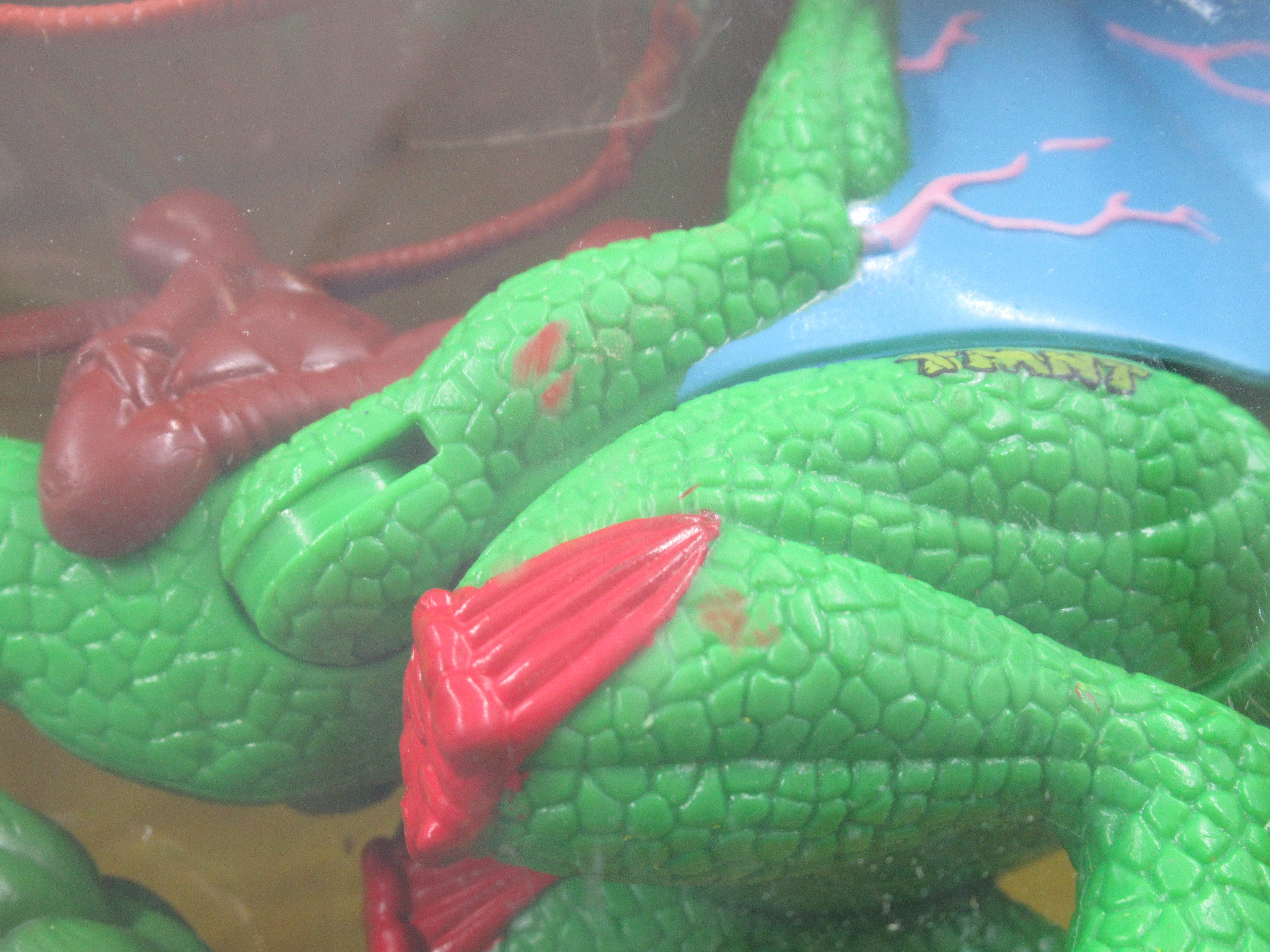 Teenage Mutant Ninja Turtles Cave-Turtle Raph and His Tubular Pterodactyl 4" Figure TMNTs - Playmates (1993)
